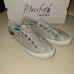 Blowfish Malibu Women's Gray Athletic Shoes